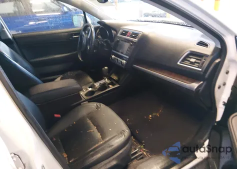 2016 Subaru Outback 2.5I Limited z USA, uszkodzony, nr VIN 4S4BSALC1G3283379